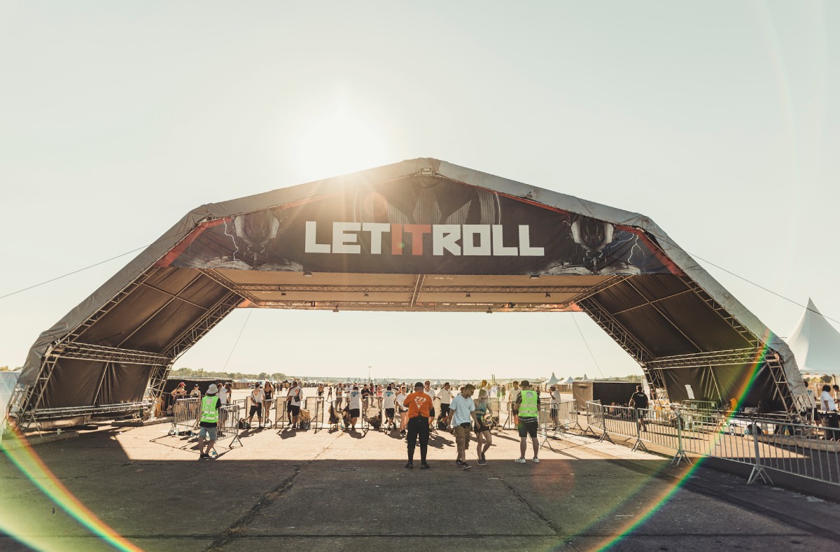 V Milovicích včera odstartoval festival Let It Roll 2022 neverdie.cz
